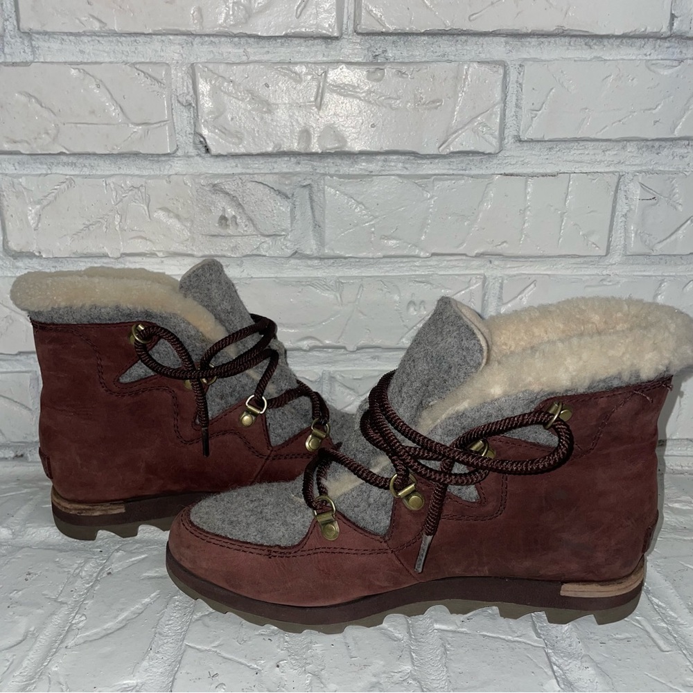 SOREL BOOTS SZ:7.5 - Picture 4 of 10